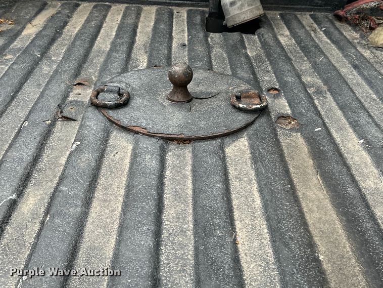 image for item EA4853 2003 Dodge Ram 2500 Crew Cab pickup truck