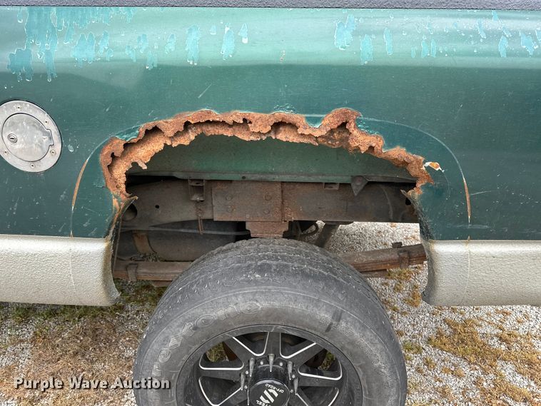 image for item EA4853 2003 Dodge Ram 2500 Crew Cab pickup truck