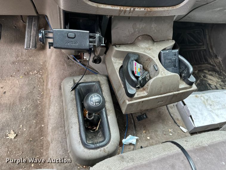 image for item EA4853 2003 Dodge Ram 2500 Crew Cab pickup truck