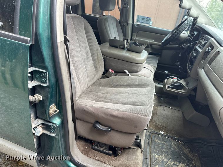 image for item EA4853 2003 Dodge Ram 2500 Crew Cab pickup truck