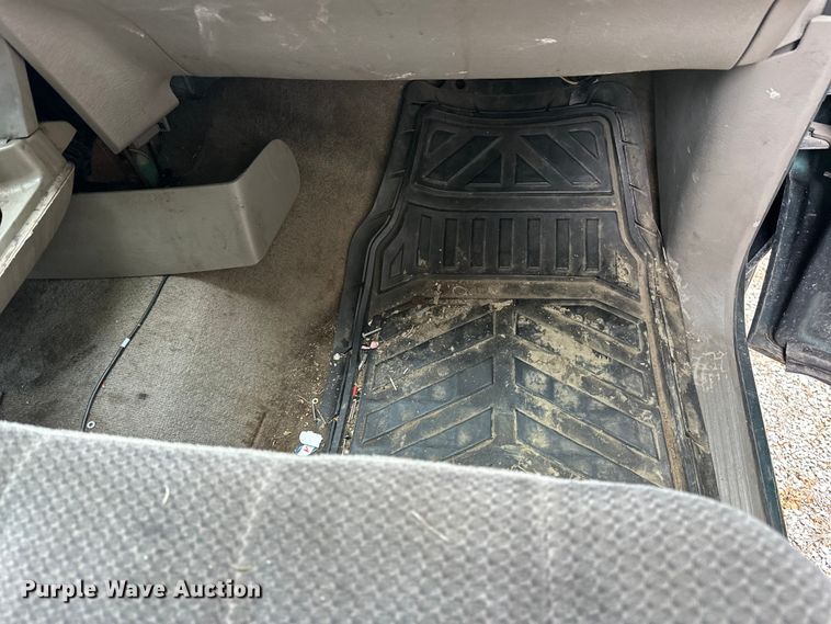image for item EA4853 2003 Dodge Ram 2500 Crew Cab pickup truck
