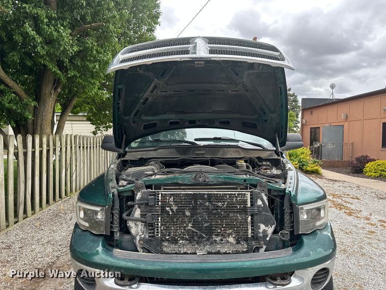 image for item EA4853 2003 Dodge Ram 2500 Crew Cab pickup truck