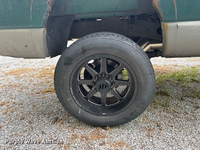 image for item EA4853 2003 Dodge Ram 2500 Crew Cab pickup truck