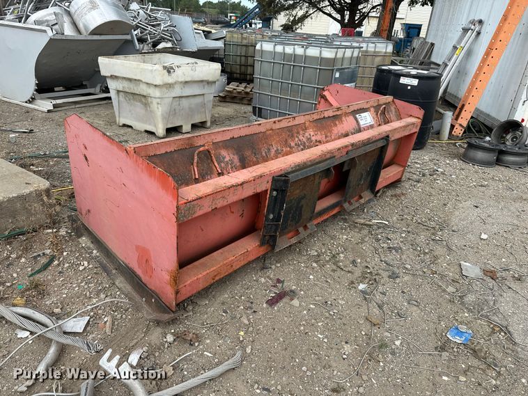 image for item EA4878 Skid steer snow pusher