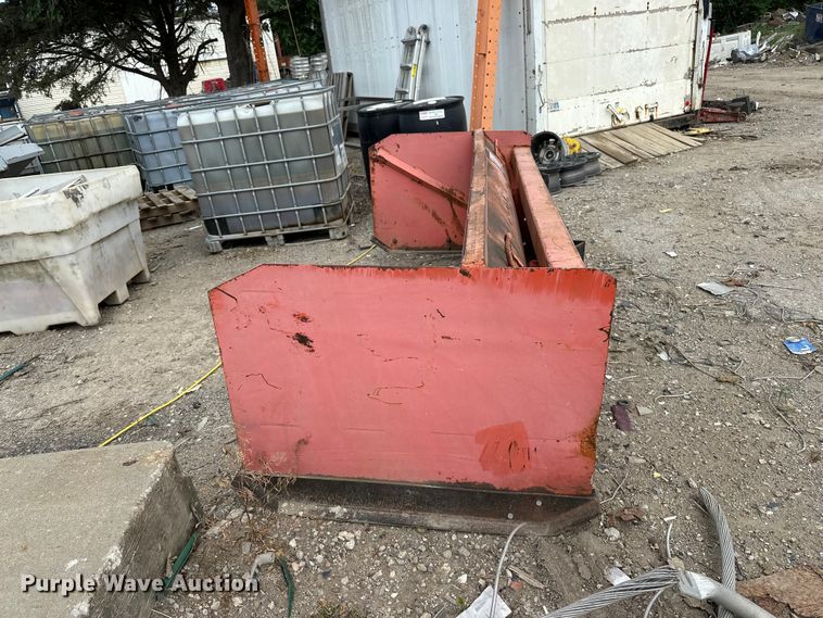 image for item EA4878 Skid steer snow pusher