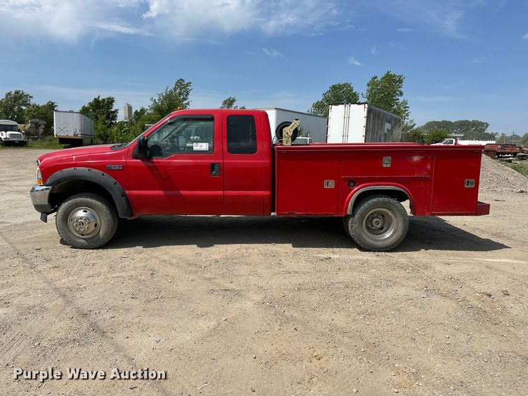image for item EA4880 1999 Ford F250 Super Duty Ext. Cab utility bed pickup truck