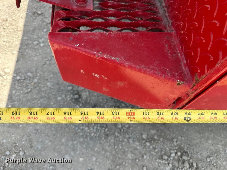 image for item EA4880 1999 Ford F250 Super Duty Ext. Cab utility bed pickup truck
