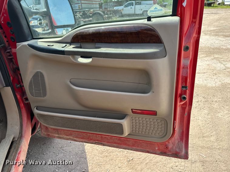 image for item EA4880 1999 Ford F250 Super Duty Ext. Cab utility bed pickup truck