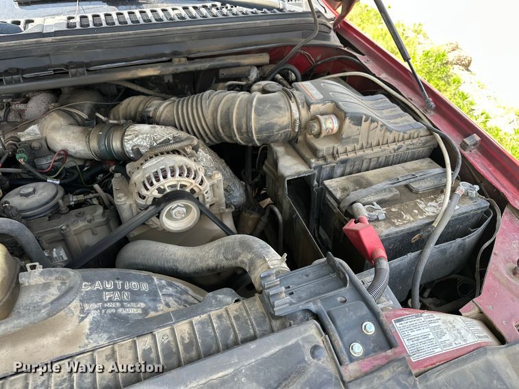 image for item EA4880 1999 Ford F250 Super Duty Ext. Cab utility bed pickup truck