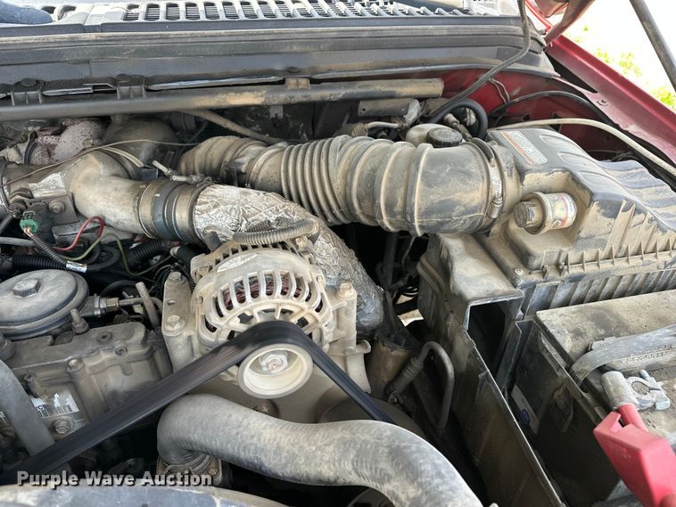 image for item EA4880 1999 Ford F250 Super Duty Ext. Cab utility bed pickup truck