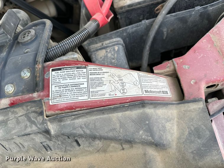 image for item EA4880 1999 Ford F250 Super Duty Ext. Cab utility bed pickup truck