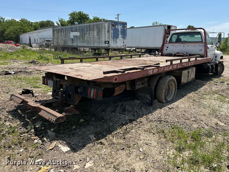 image for item EA4885 1998 Chevrolet C6500 rollback truck