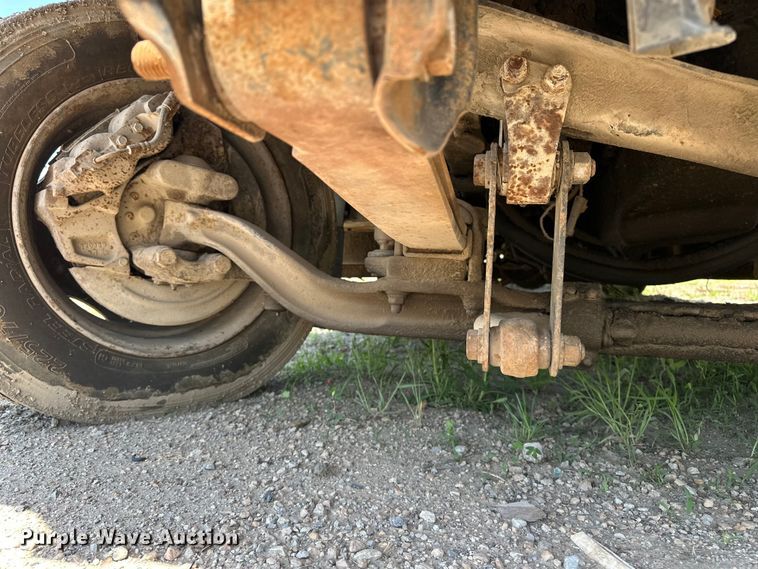 image for item EA4885 1998 Chevrolet C6500 rollback truck