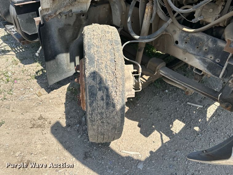 image for item EA4885 1998 Chevrolet C6500 rollback truck