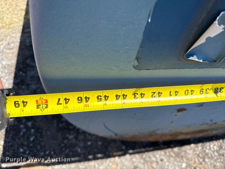 image for item EC4581 (2) fuel tanks