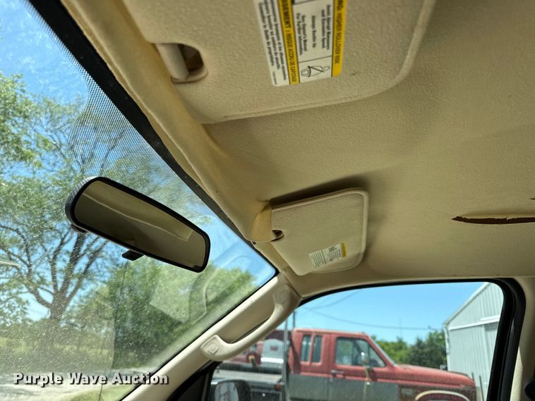 image for item EC4593 2005 Ford Escape SUV