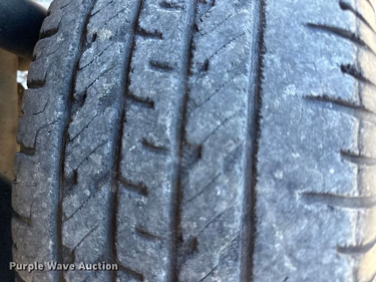 image for item EC4593 2005 Ford Escape SUV