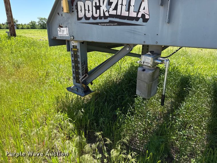 image for item EC4599 Dockzilla loading dock ramp