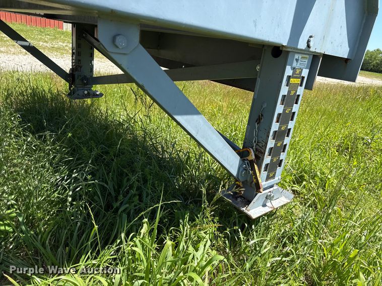 image for item EC4599 Dockzilla loading dock ramp