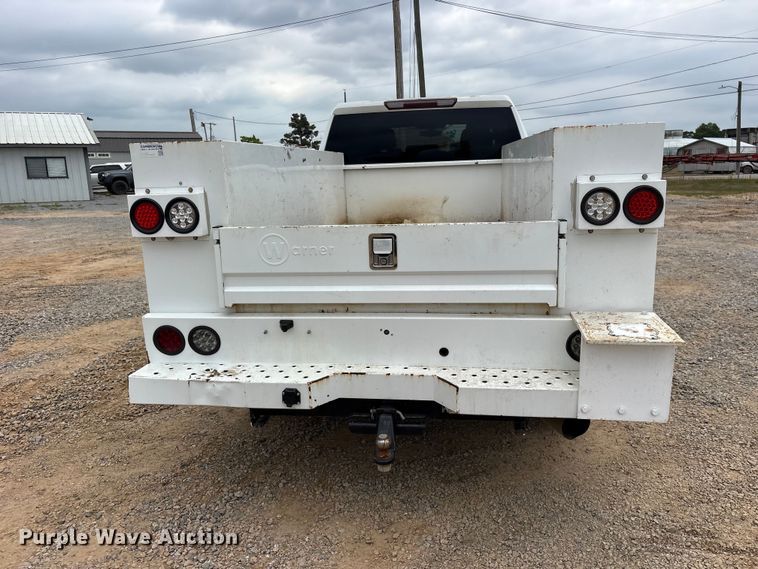 image for item ED5243 2021 Chevrolet Silverado 2500HD Crew Cab utility bed pickup truck