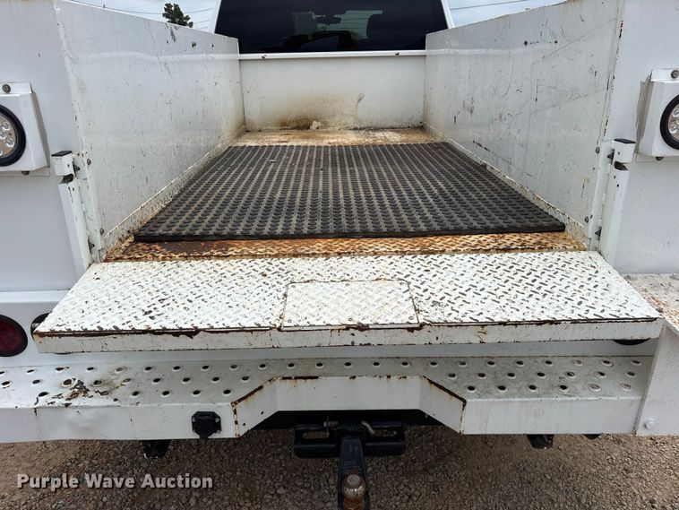 image for item ED5243 2021 Chevrolet Silverado 2500HD Crew Cab utility bed pickup truck