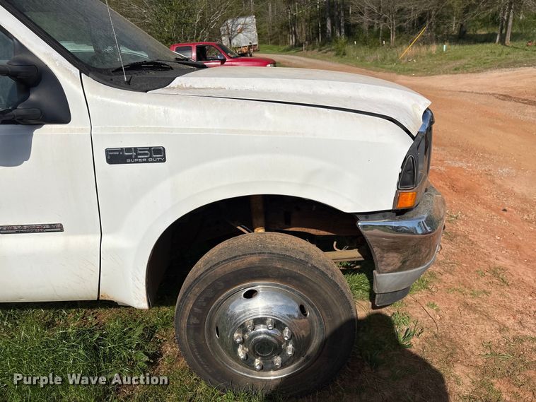 image for item EF1063 2004 Ford F450 Super Duty Crew Cab utility / service truck