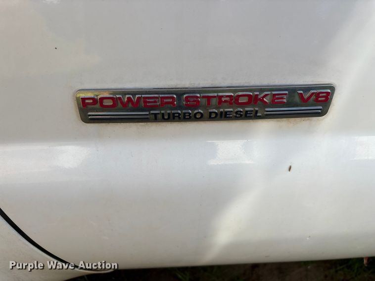 image for item EF1063 2004 Ford F450 Super Duty Crew Cab utility / service truck