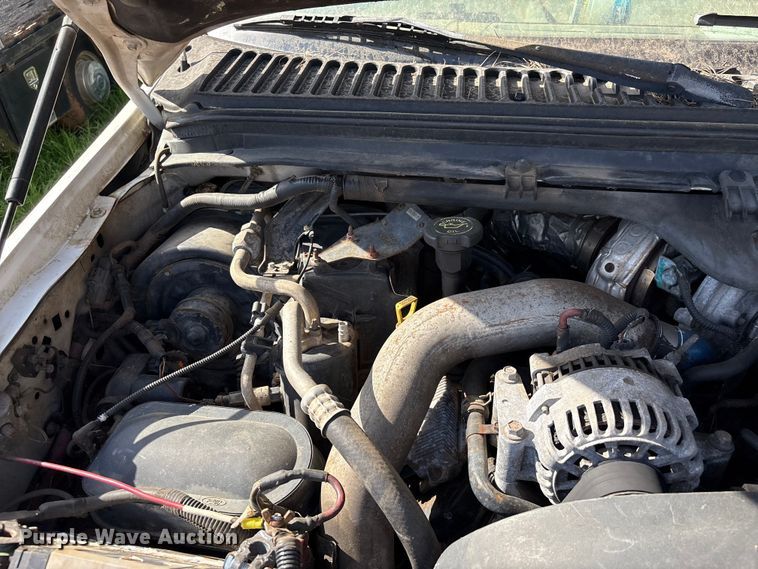 image for item EF1063 2004 Ford F450 Super Duty Crew Cab utility / service truck