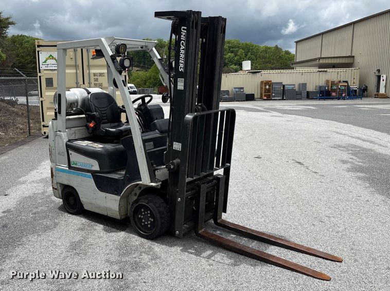 image for item EF1159 2016 UniCarriers CFS40 forklift