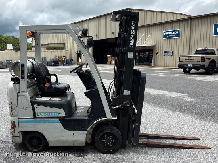 image for item EF1159 2016 UniCarriers CFS40 forklift