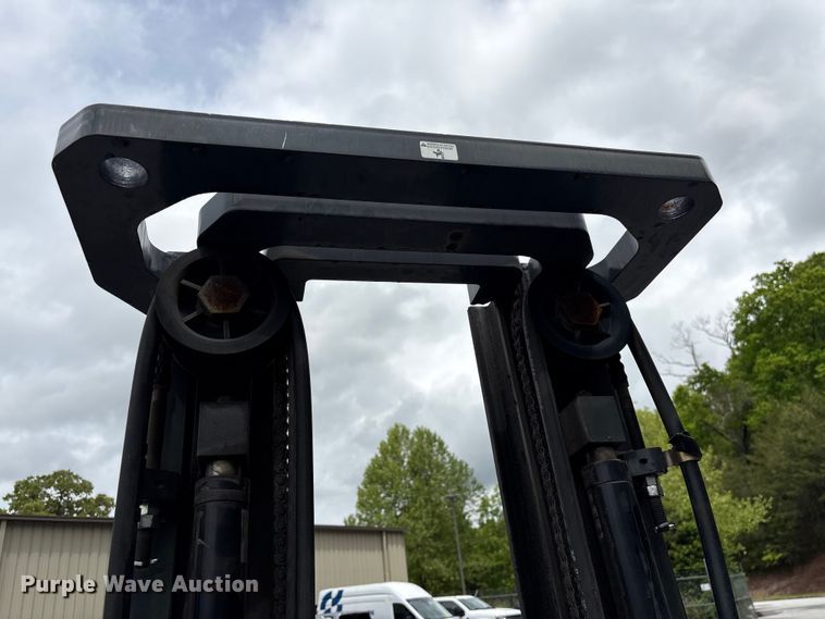 image for item EF1159 2016 UniCarriers CFS40 forklift