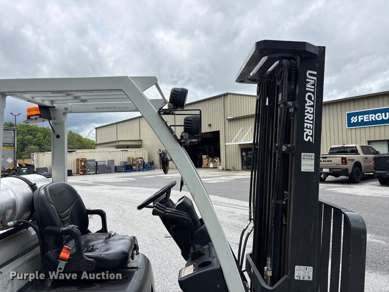 image for item EF1159 2016 UniCarriers CFS40 forklift