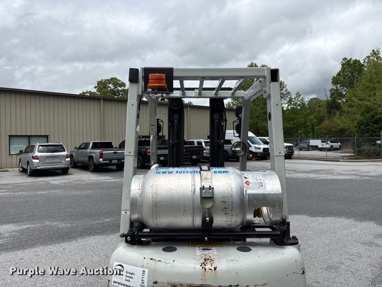 image for item EF1159 2016 UniCarriers CFS40 forklift