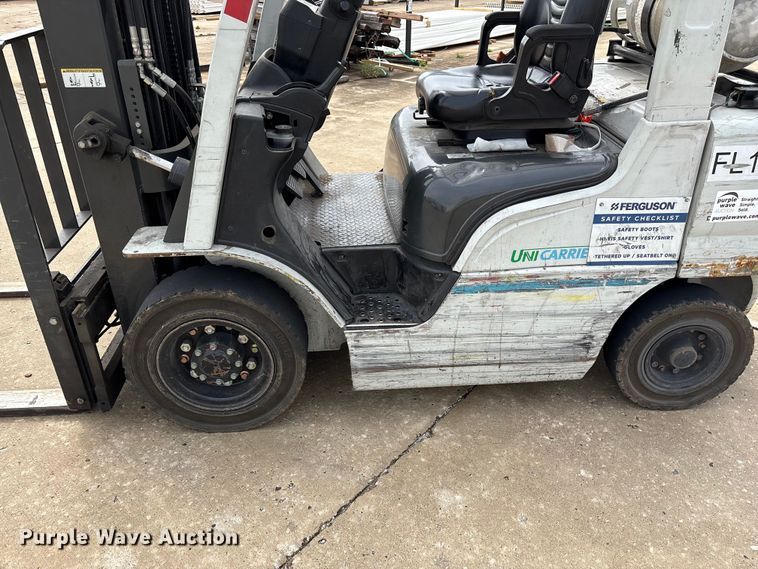 image for item EF1160 2016 UniCarriers PF50 forklift