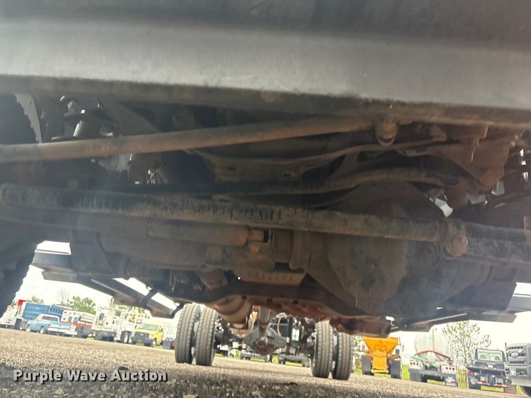 image for item EG8925 2022 RAM 5500 truck cab and chassis