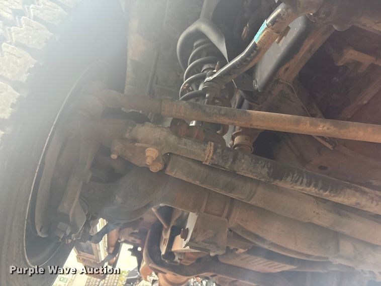 image for item EG8925 2022 RAM 5500 truck cab and chassis