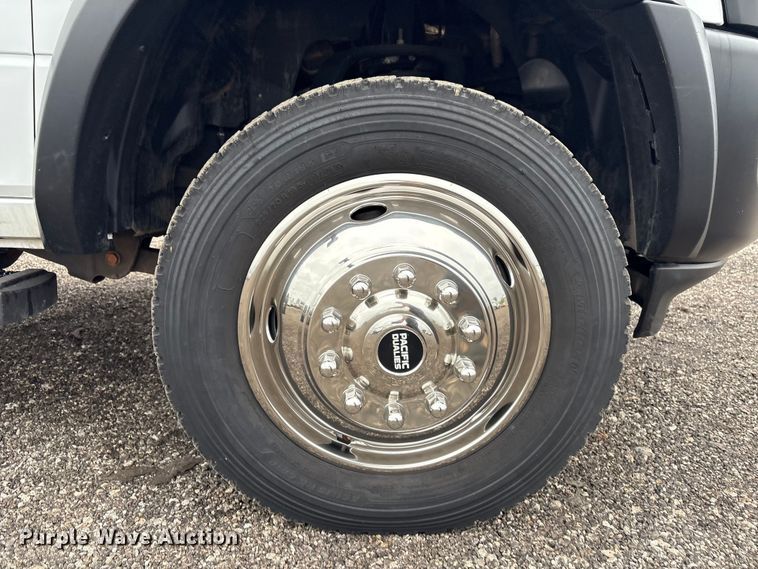 image for item EG8925 2022 RAM 5500 truck cab and chassis