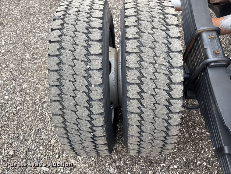 image for item EG8925 2022 RAM 5500 truck cab and chassis