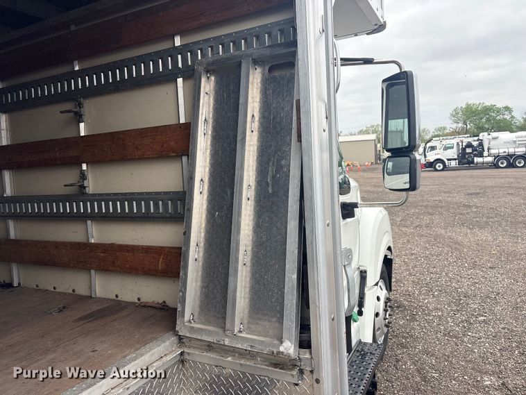 image for item EG8933 2014 International TerraStar box truck
