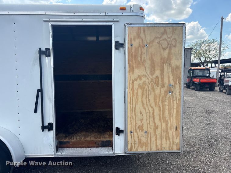 image for item EG8956 2000 Nationwide enclosed cargo trailer