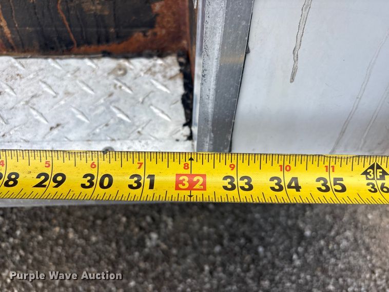 image for item EG8956 2000 Nationwide enclosed cargo trailer
