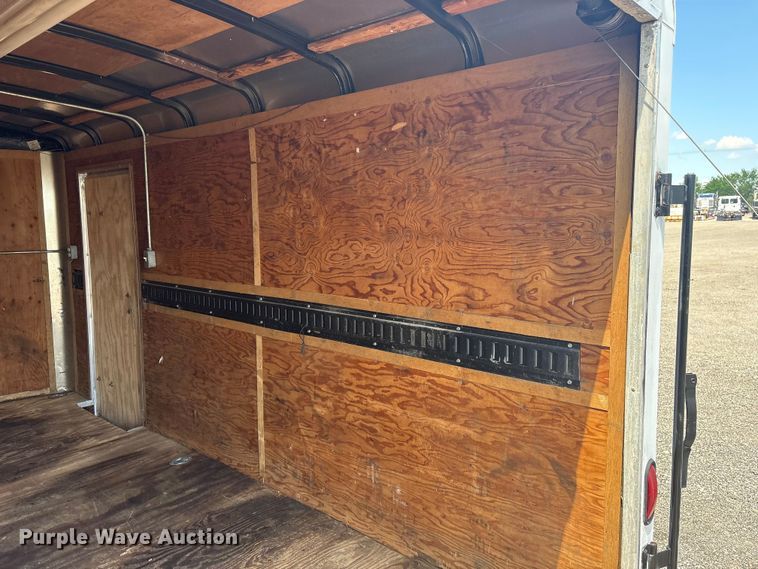 image for item EG8956 2000 Nationwide enclosed cargo trailer