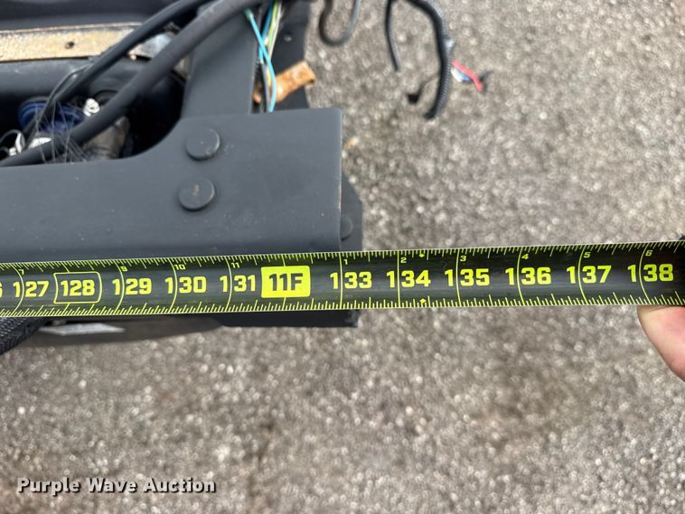 image for item EG8995 2019 Ford F550 Crew Cab truck cab and chassis