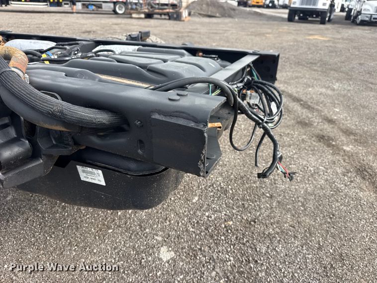 image for item EG8995 2019 Ford F550 Crew Cab truck cab and chassis