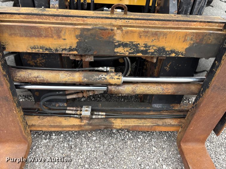 image for item EG9008 Caterpillar 2PD6000 forklift