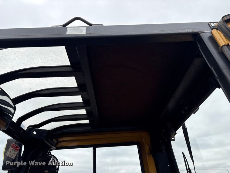 image for item EG9008 Caterpillar 2PD6000 forklift