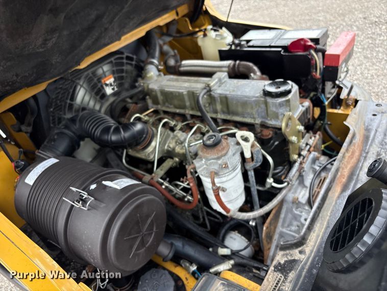 image for item EG9008 Caterpillar 2PD6000 forklift