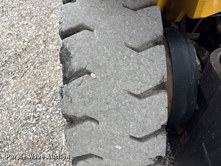 image for item EG9008 Caterpillar 2PD6000 forklift