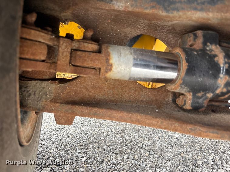 image for item EG9008 Caterpillar 2PD6000 forklift