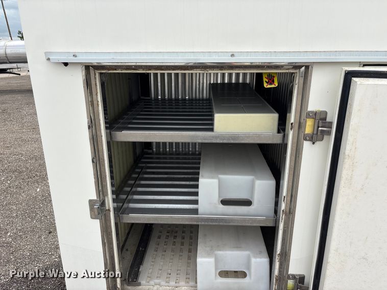 image for item EG9022 2019 Ford E450 Super Duty refrigerated delivery truck